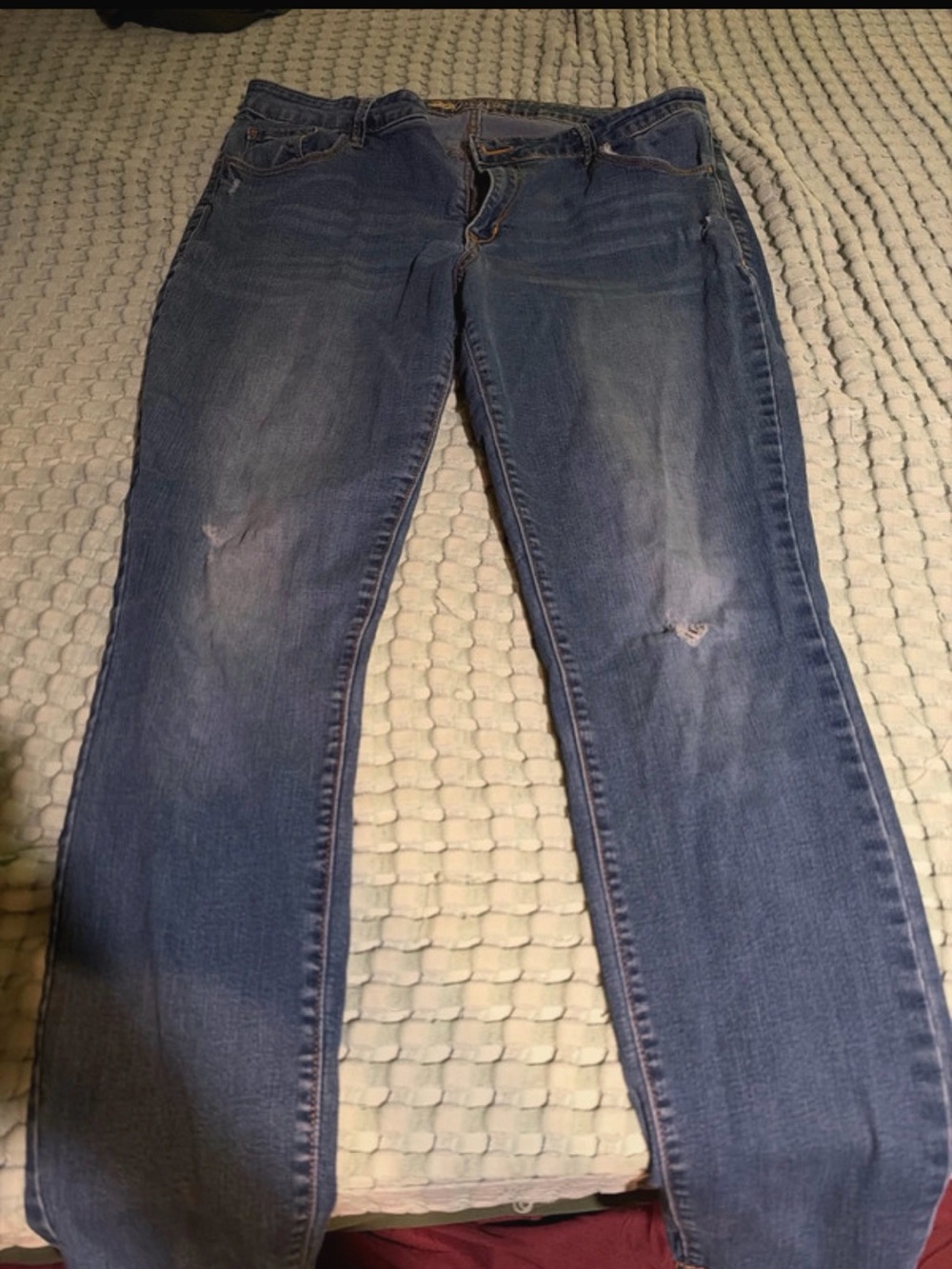 Old Navy Women's Skinny Jeans in Faded Blue Wash